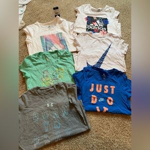 6 girls athletic T-shirts